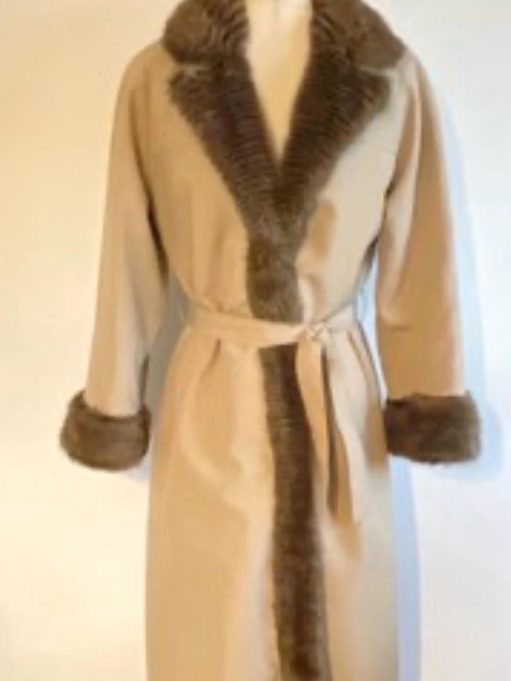 Vintage Beige Faux Fur Trim Coat with Belt